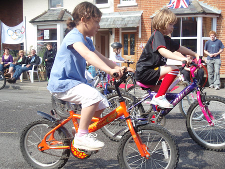 OLYMPUS DIGITAL CAMERA