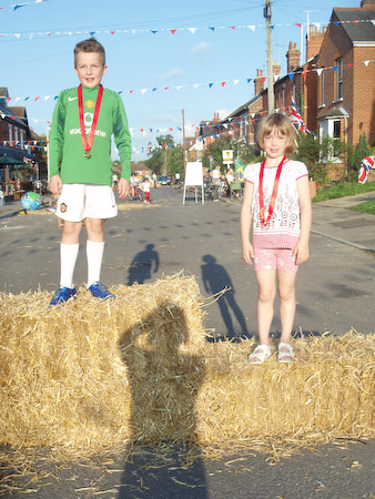 OLYMPUS DIGITAL CAMERA