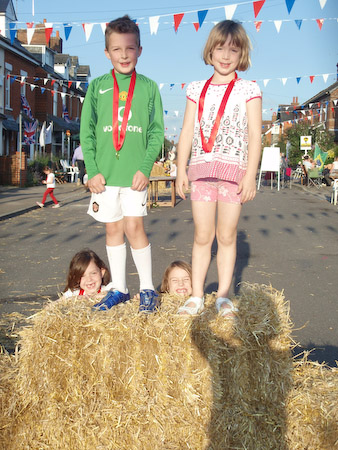 OLYMPUS DIGITAL CAMERA